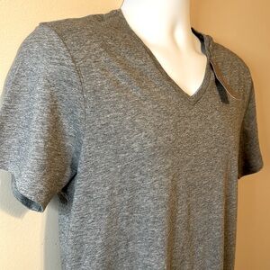 J CREW T-Shirt. Size Medium